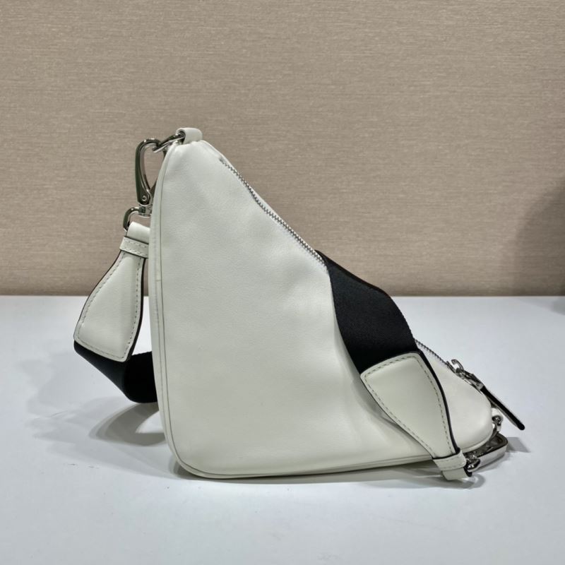 Pra*a triangle pouch
